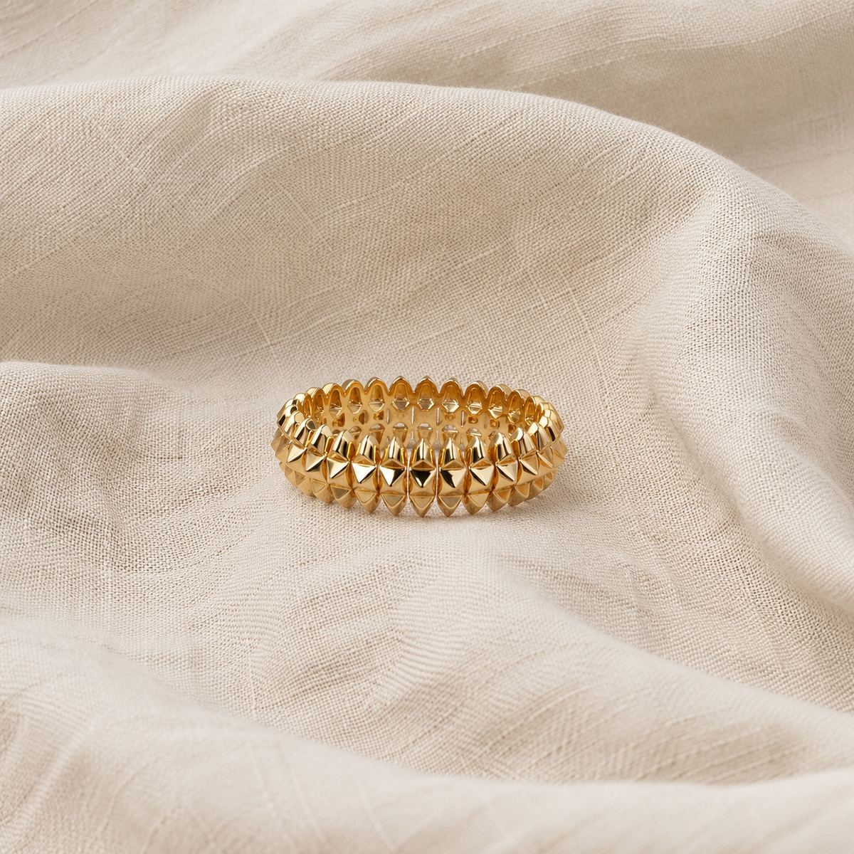 Thornline Ring